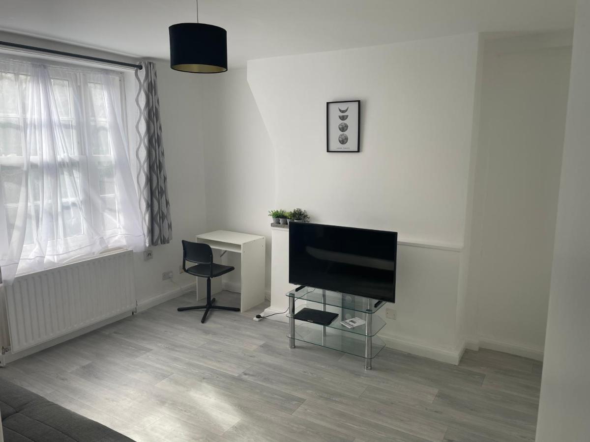 Apartamento One Bedroom Flat Near Vauxhall Train Station *